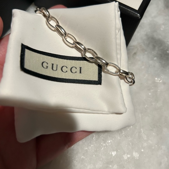 Gucci Chain Bracelet - Picture 3 of 4